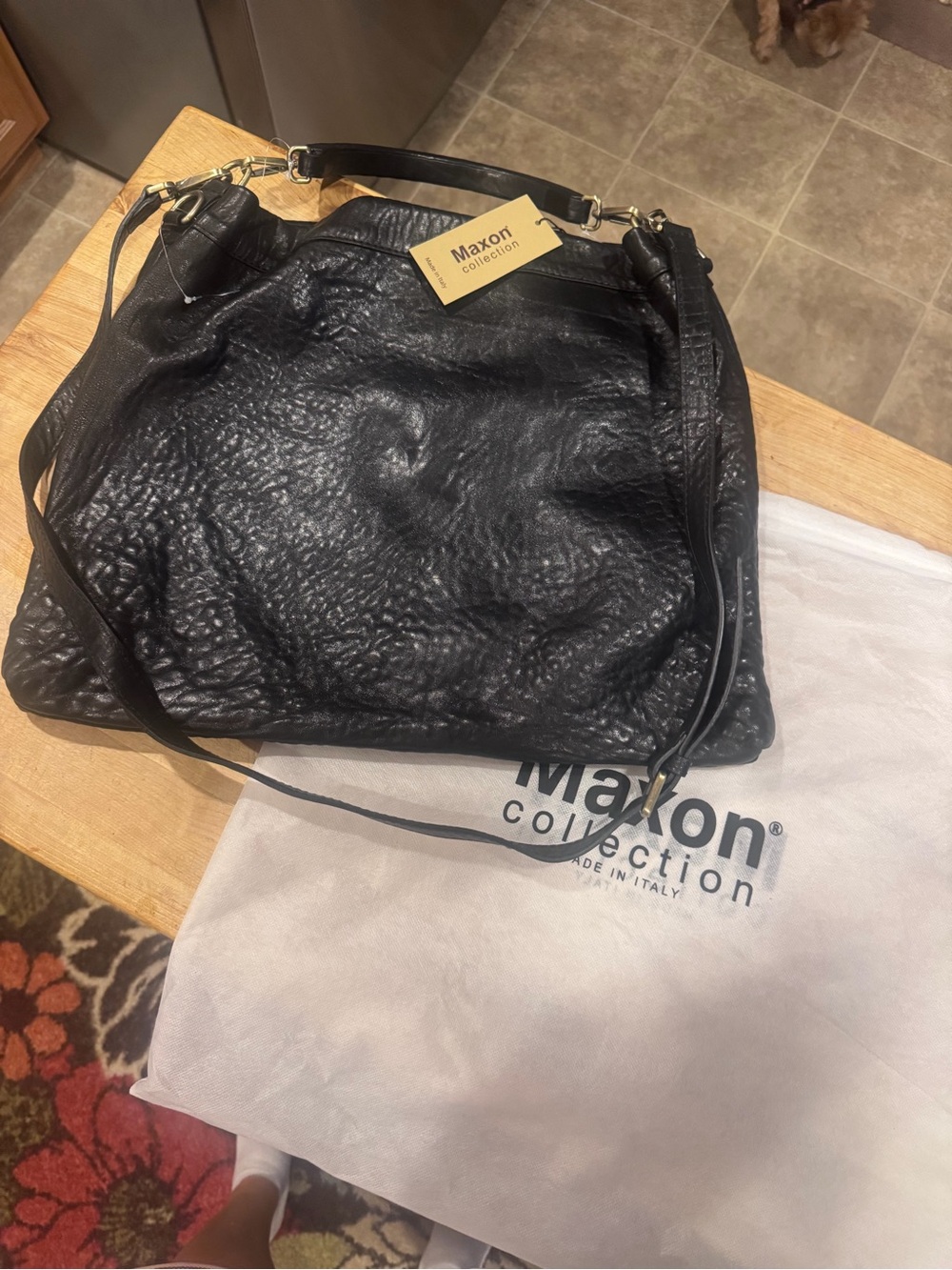 Maxon Collection Made in Italy Black Leather Shoulder Bag NWT